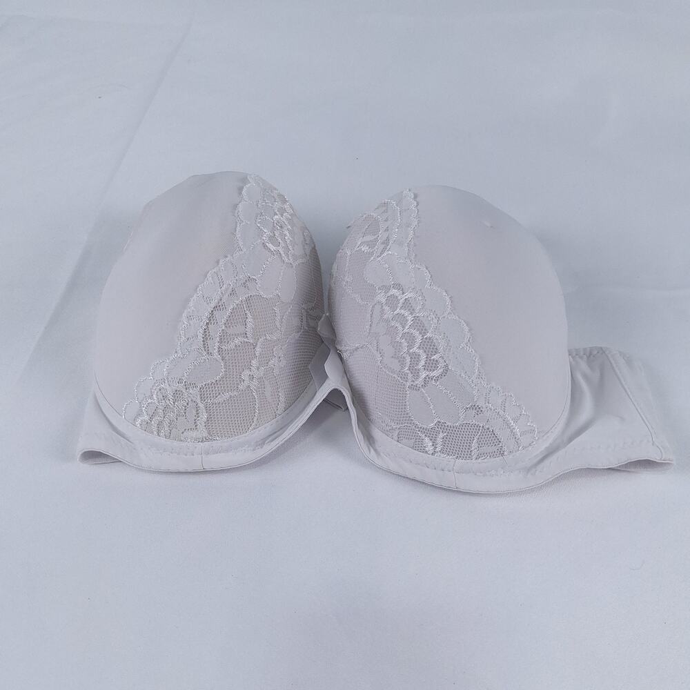 VIOLA'S SECRET White Lace Underwire Bra 36D Padded Molded Cup 8245D